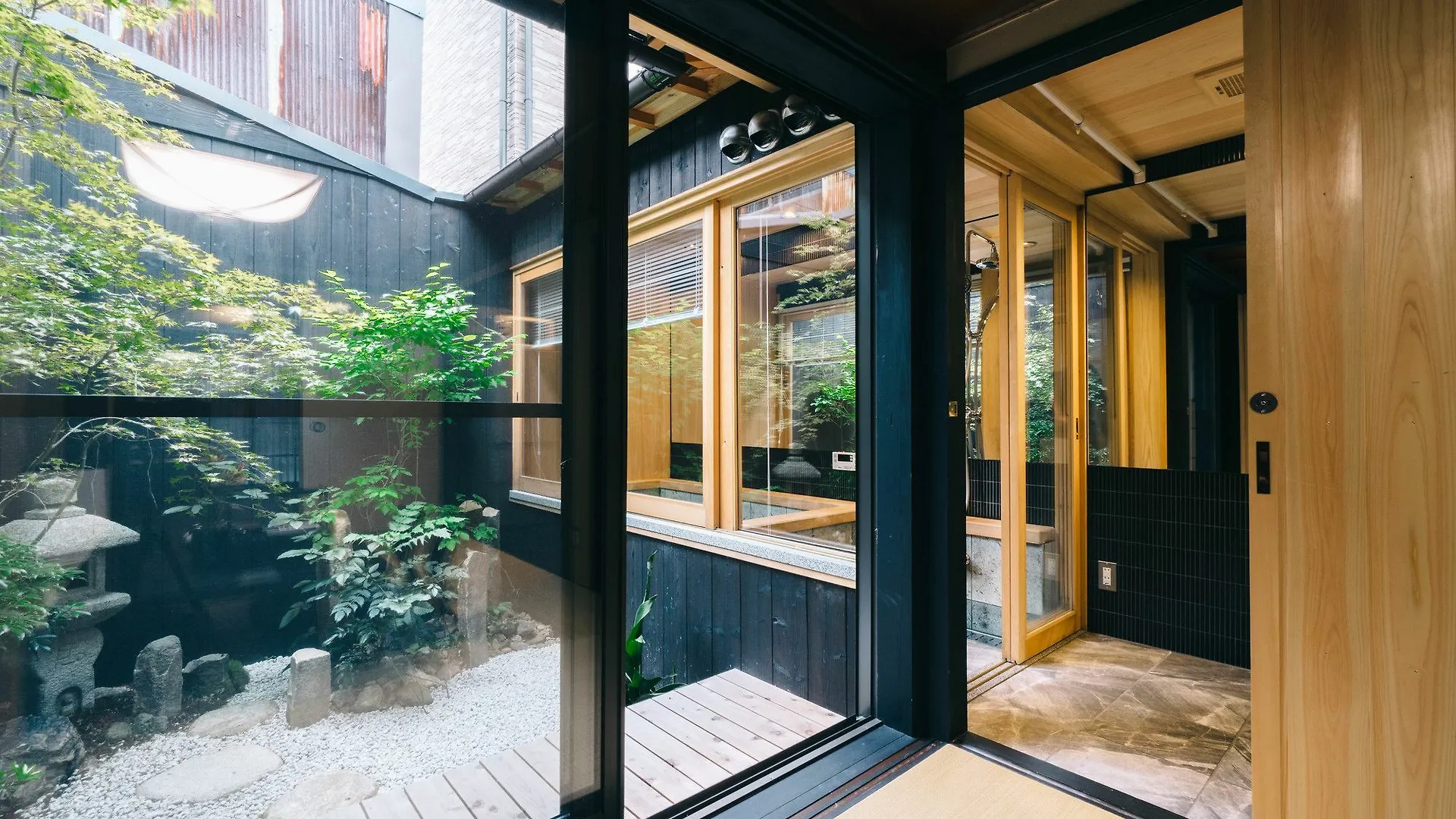 Miro Sanjo Umemiyacho Tei Villa Kyoto Japan